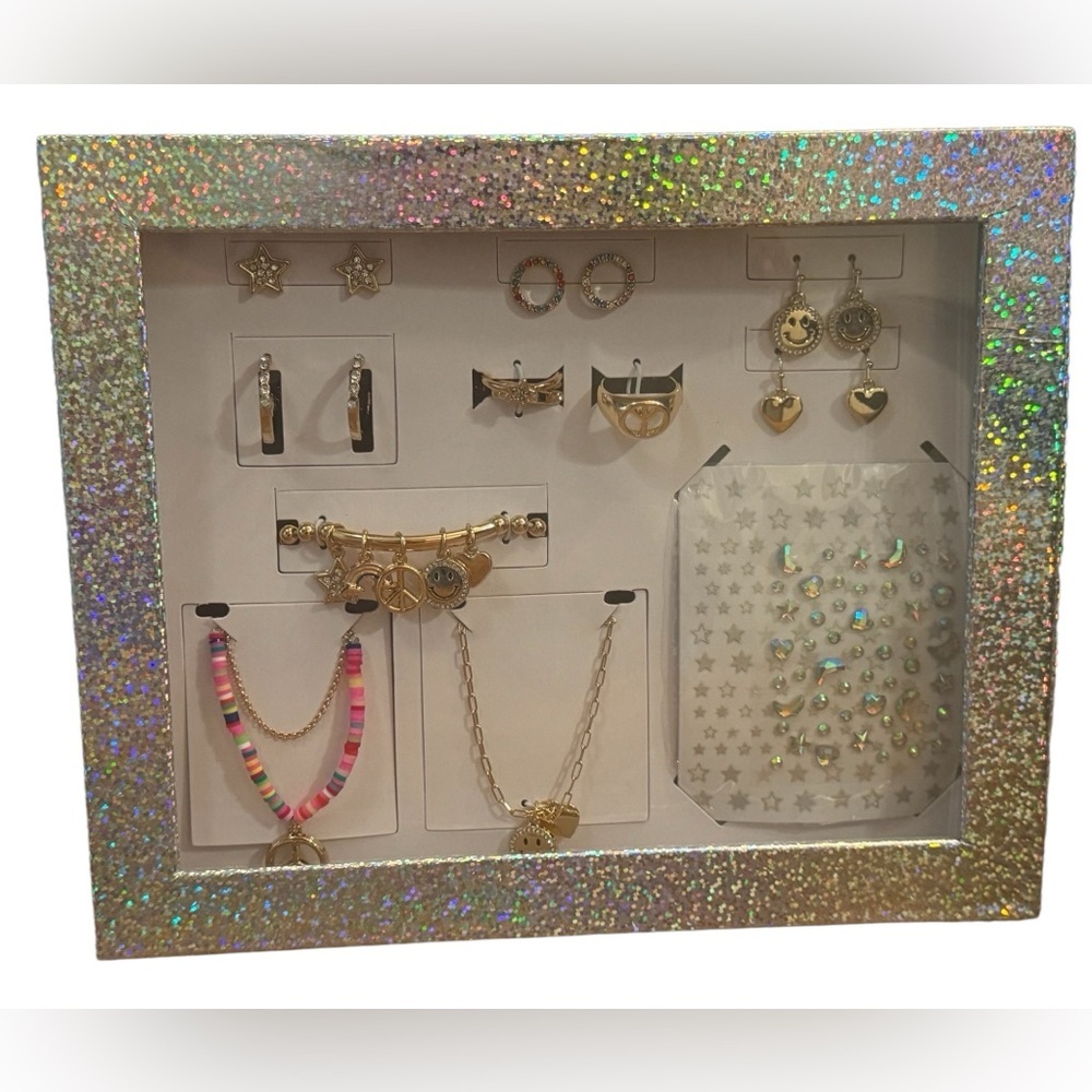 12 piece holographic jewlery set... 12 days of‎ smiles